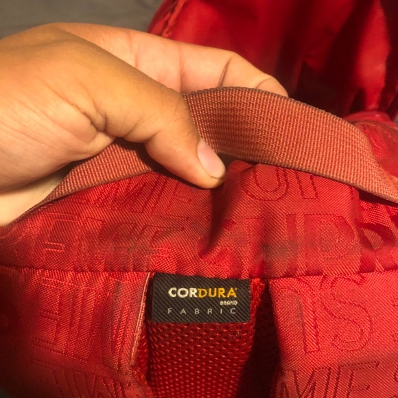 Red supreme backpack - Picture 2 of 5